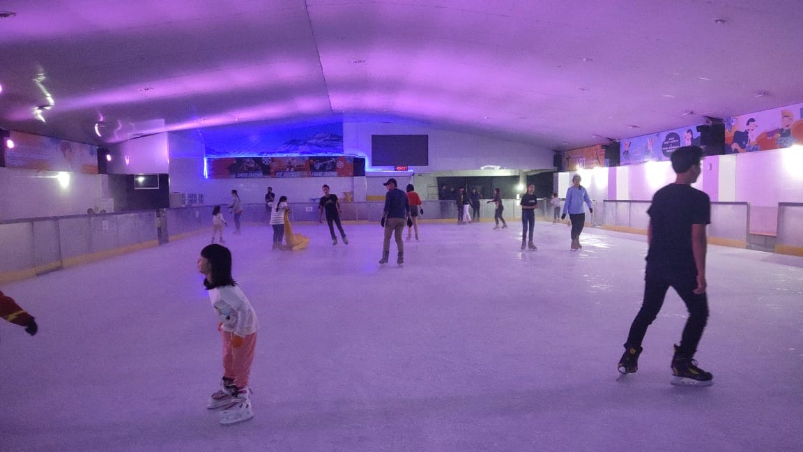 BISA - Bali Ice Skating Arena - Facilities